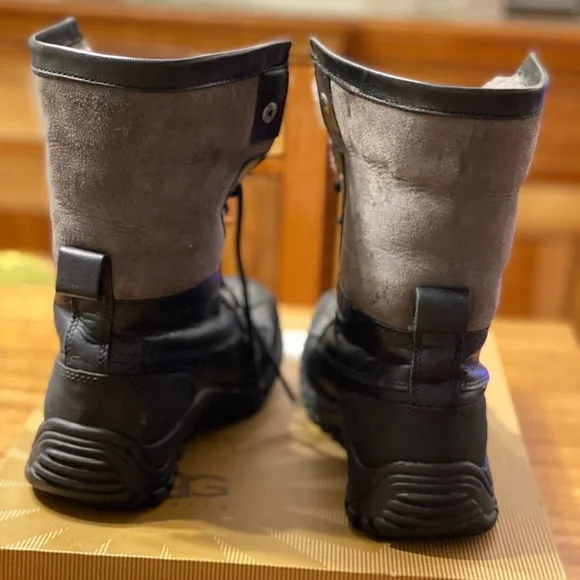 UGG boots - Picture 4 of 16